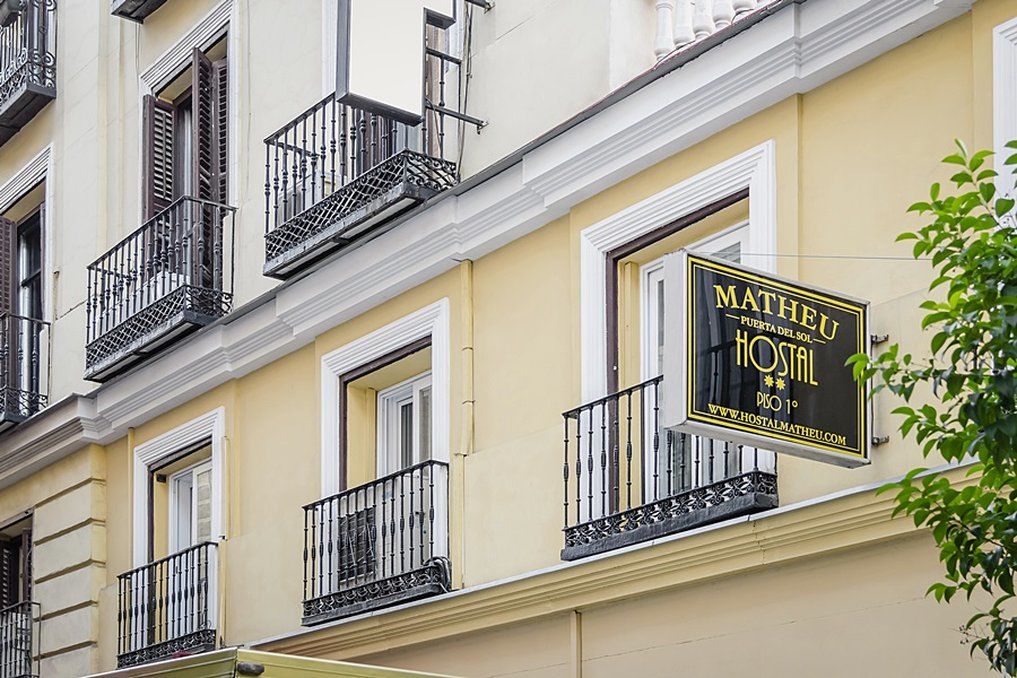 Hostal Matheu Madrid Exterior foto
